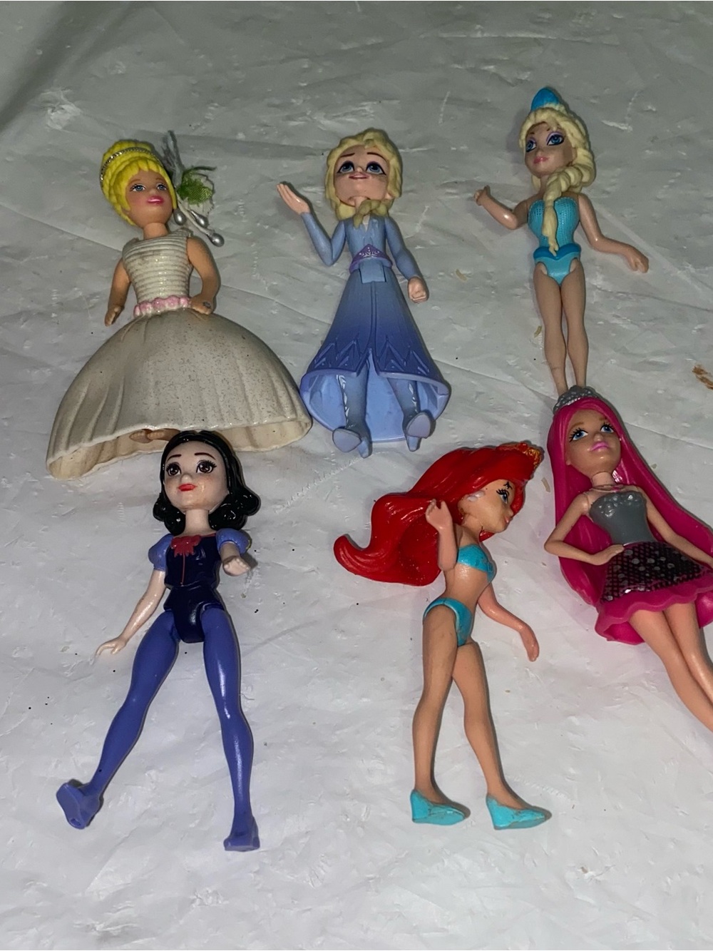 Disney Mini Doll Set with Blue, Red, Pink, Purple, Cream & Black Outfits